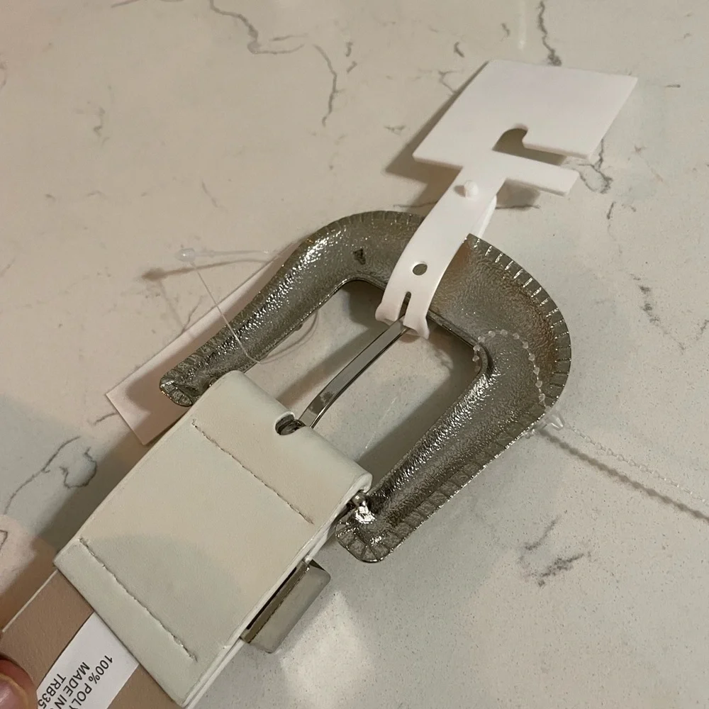 True Religion Western studded White Equestrian Belt Silver Embossed Buckle  NWT